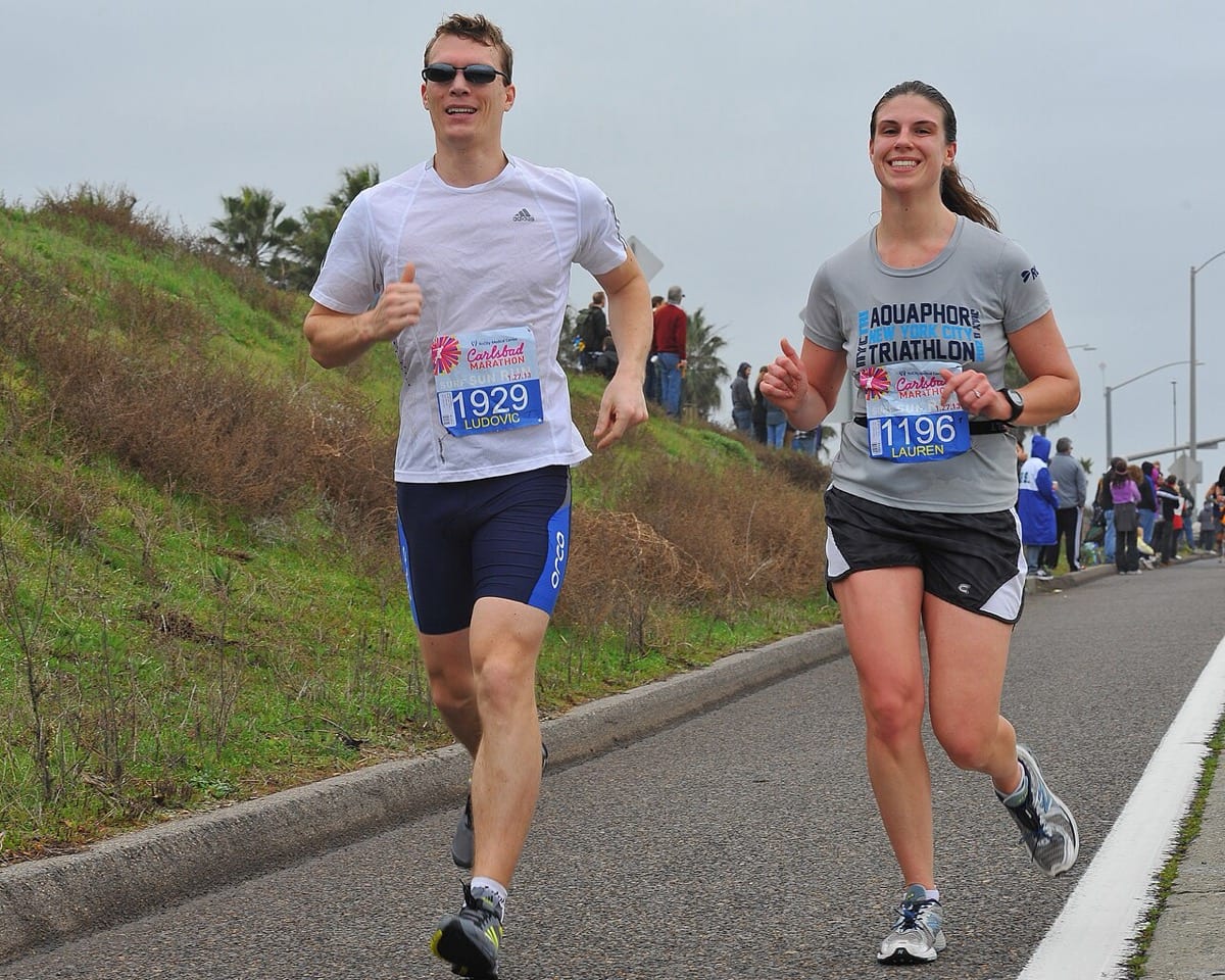 Runners practicing a daily habit outdoors: the deposit is the whole game; the curve handles the rest